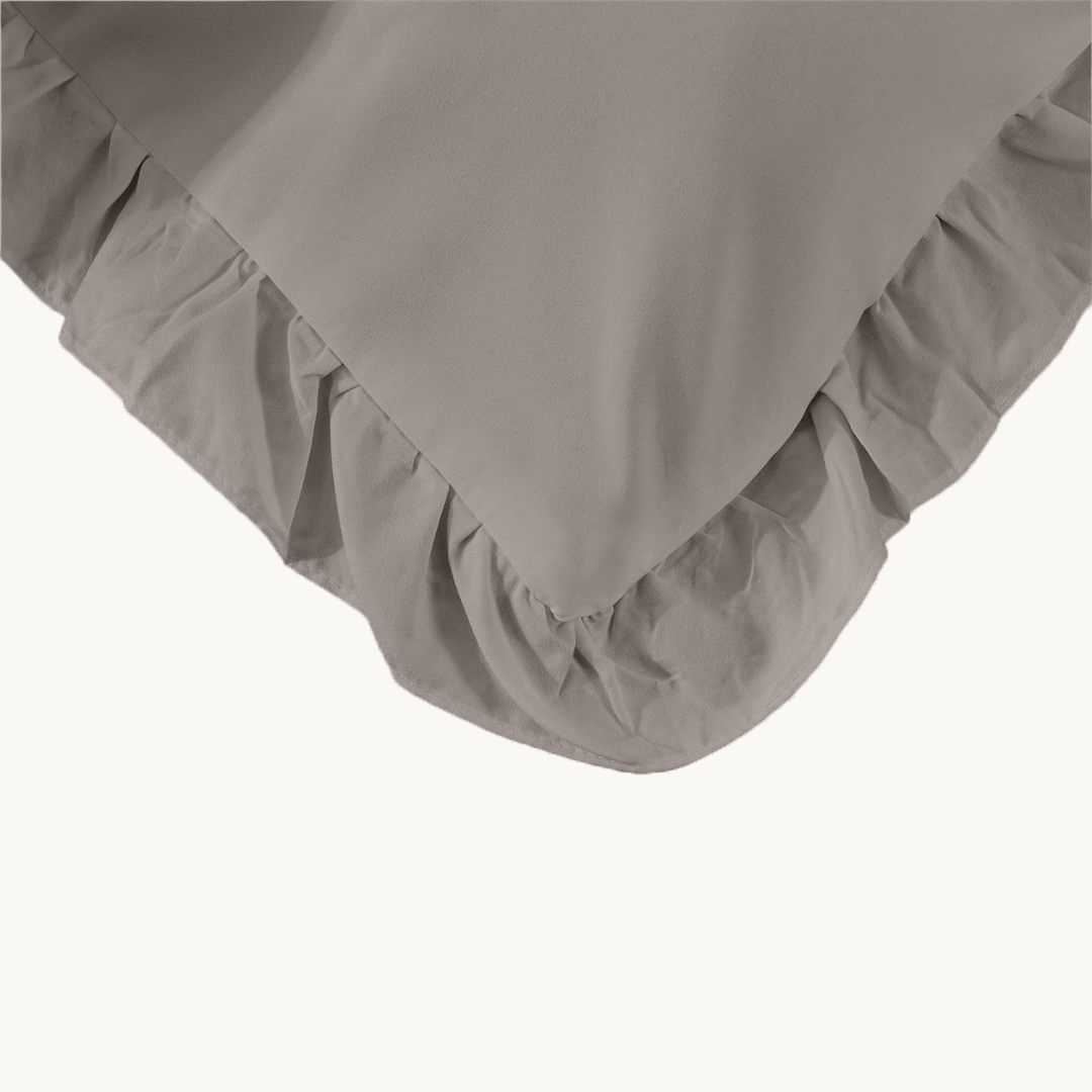 Kissenbezüge Matte Satin Ruffles Taupe 60x70 cm 2er-Pack