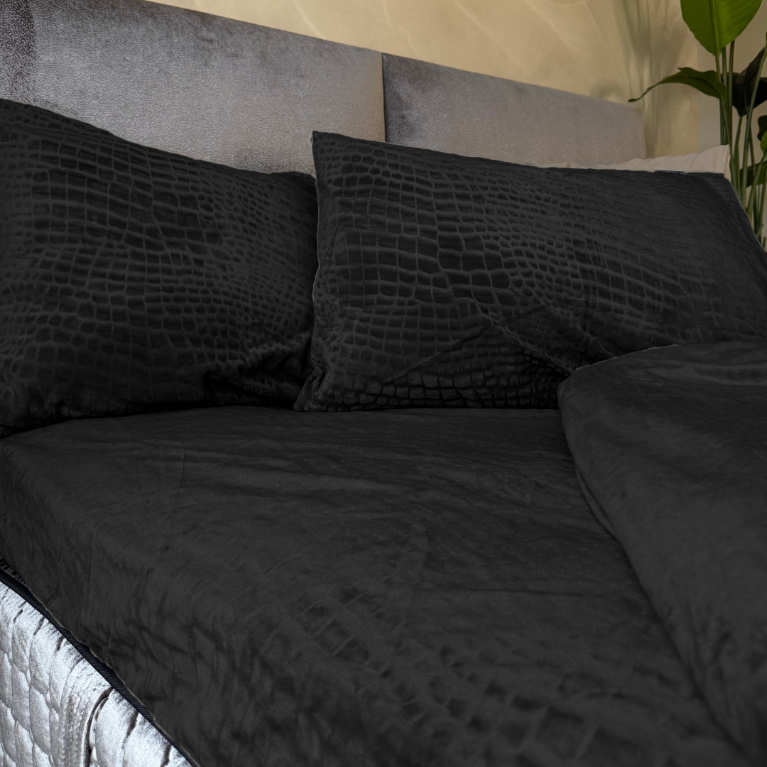 Matratzen Spannbettlaken Velvet Snake Skin – Jet Black