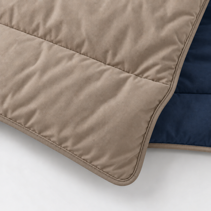 Y-NOT Uni-Bettdecke Navyblau/Taupe mit taupefarbener Paspelierung