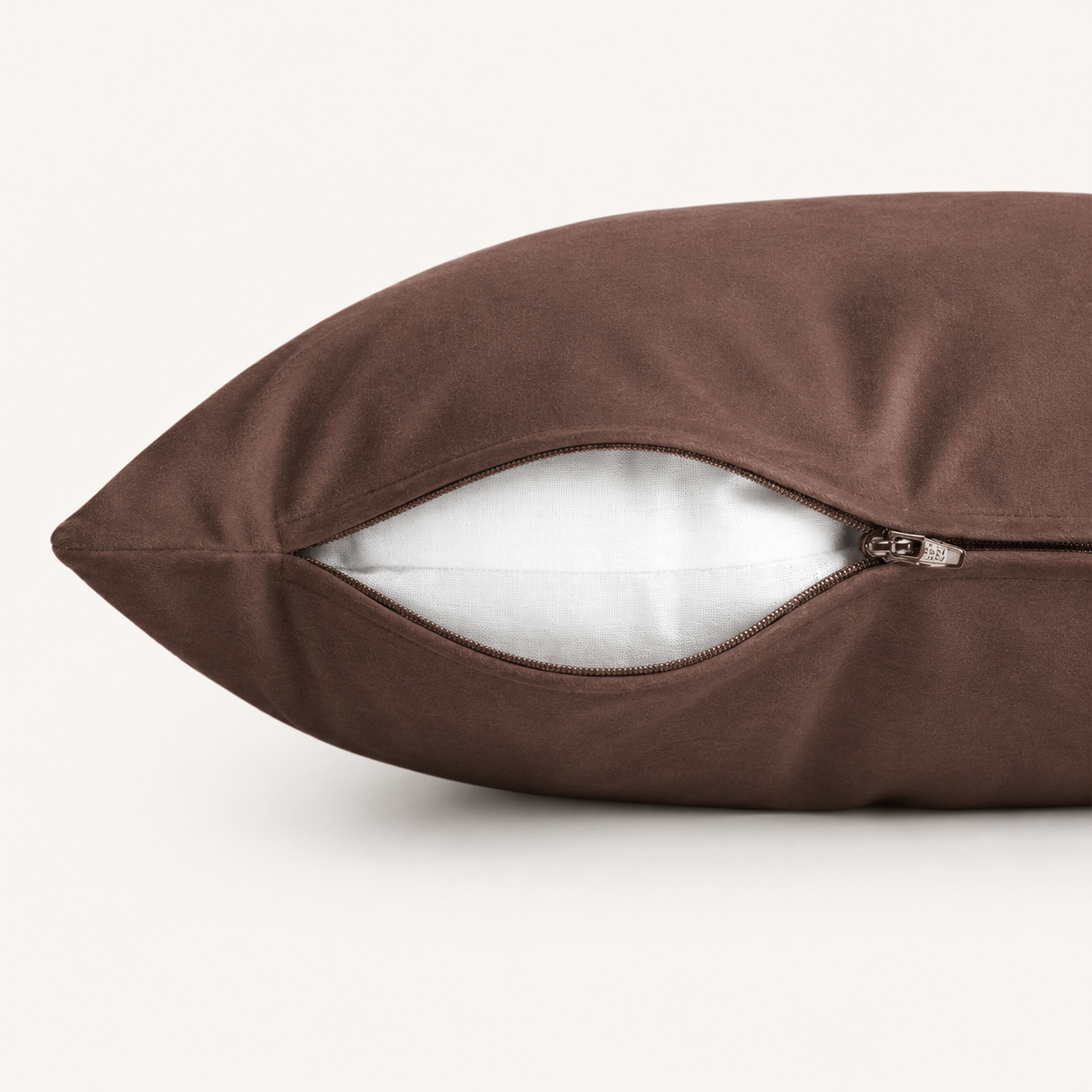 Kissenbezüge Velvet Chocolate 60x70 cm – 2er-Pack