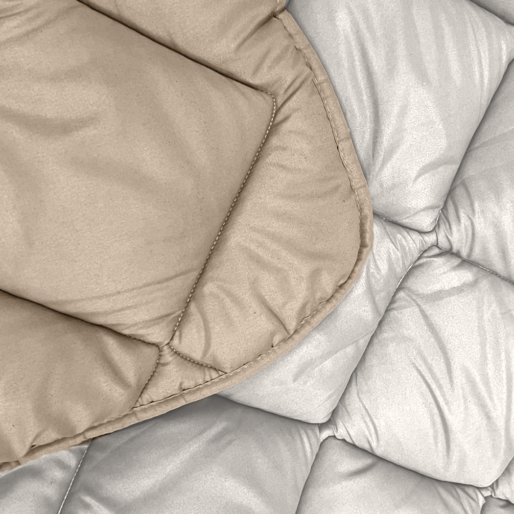 Bettdecke ohne Bezug aus Mattsatin Offwhite / Taupe (220 cm Länge)