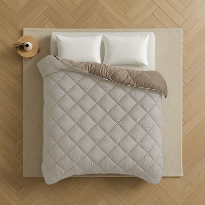 Bettdecke ohne Bezug aus Mattsatin Offwhite / Taupe (220 cm Länge)