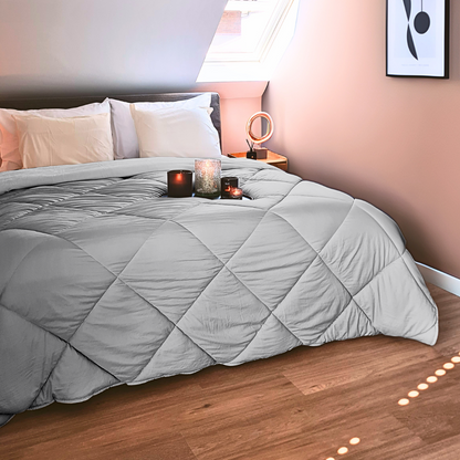 Bettdecke ohne Bezug aus Mattsatin Grau / Offwhite (220 cm Länge)